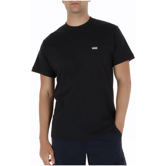T-shirt Vans Left Chest; 100% Cotone. Logo ricamato sul petto, vestibilità morbida, colore nero. Maglia uomo girocollo resistente e versatile per la PE26. Vista frontale 