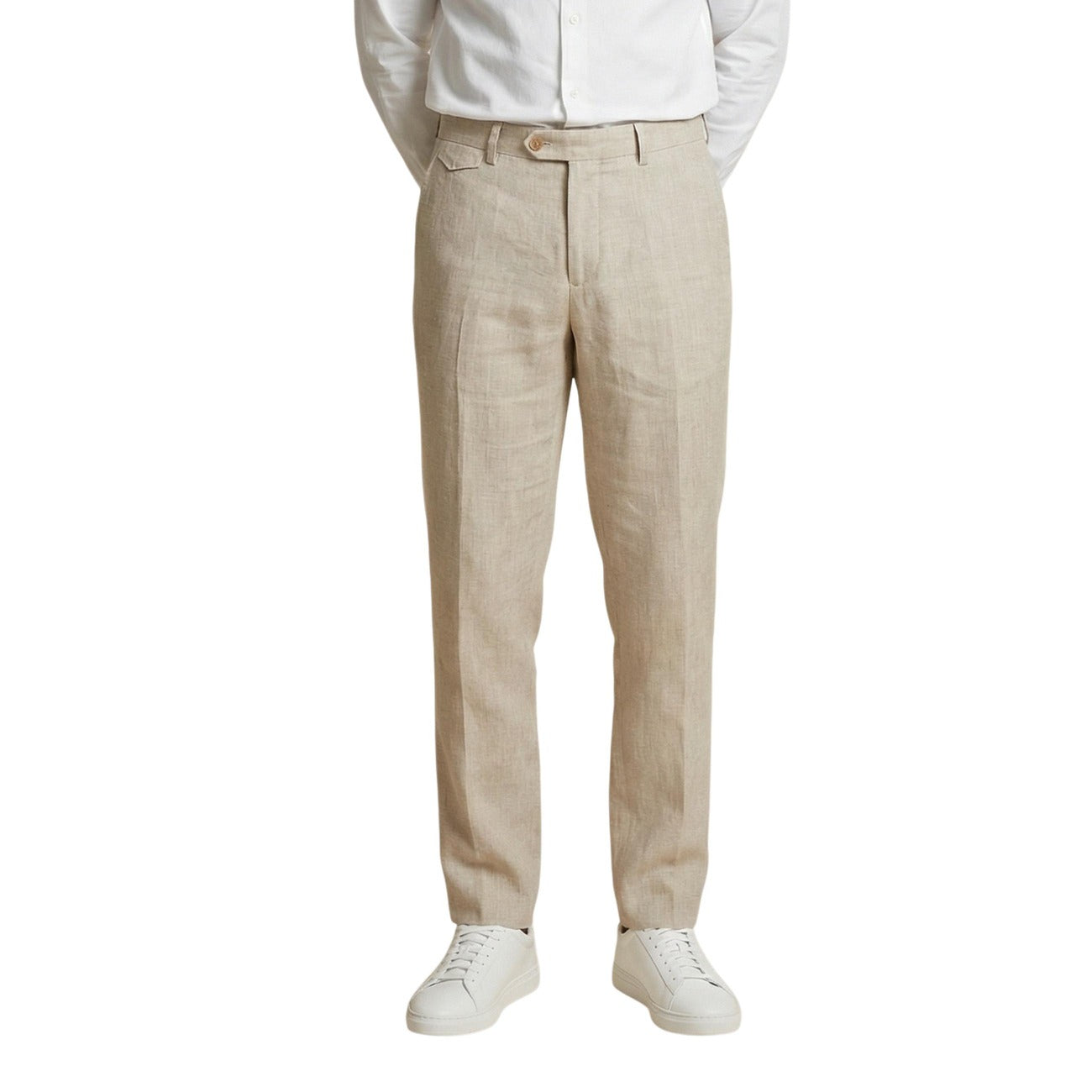 Pantaloni Regular Comfort Gianni Lupo; 100% Puro Lino. Colore Beige, vestibilità rilassata, freschezza naturale superiore. Il classico estivo indispensabile per un guardaroba di classe. Vista frontale 