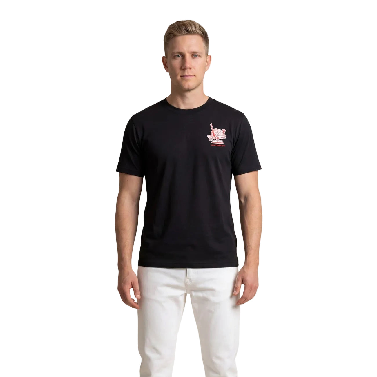 T-shirt uomo New Balance Ramen nera a maniche corte è realizzata in 100% cotone