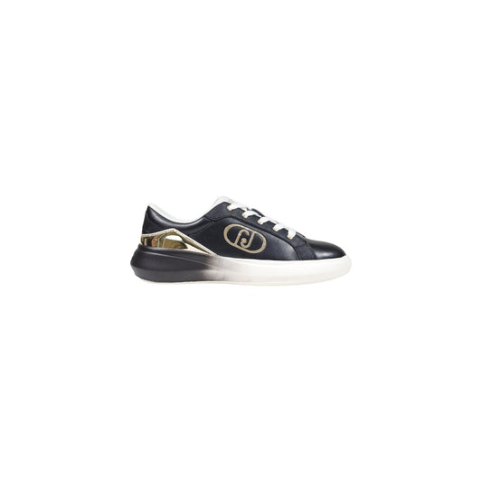 Sneakers Liu Jo Casper 04 nere donna BF6055PX575. Scarpe sportive da donna nere in pelle con logo laterale a contrasto, dettaglio metallizzato sul tallone, suola platform 4 cm e interno traspirante in tessuto, scarpe casual urban chic 4 stagioni.