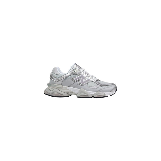 New Balance 9060 U906051K; Tomaia Mesh/Sintetico. Ammortizzazione ABZORB e SBS, dispositivo CR traslucido, 398g. Sneaker uomo futuristica, leggera e ultra-ammortizzata per la PE26. Vista laterale 