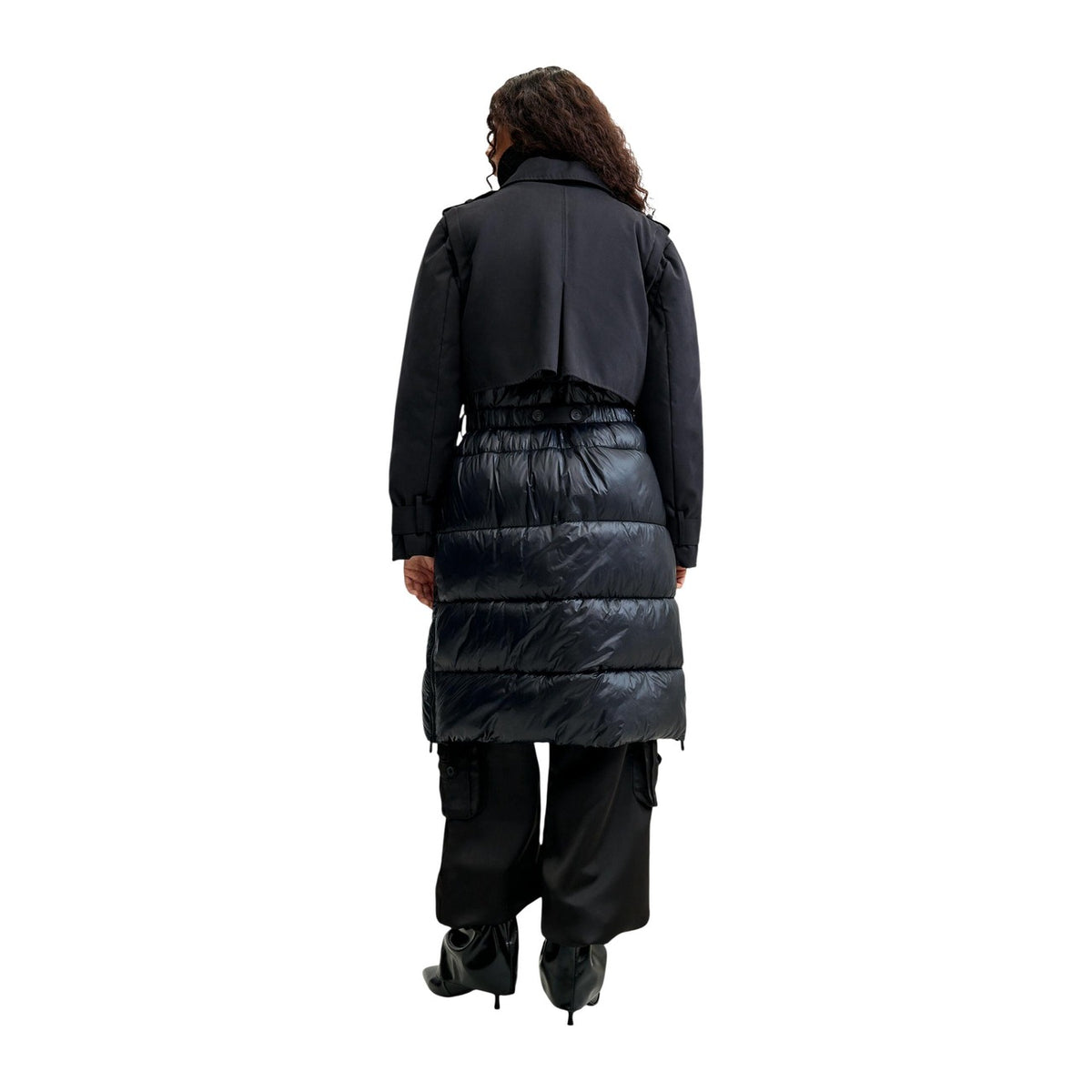 Piumino lungo nero donna Desigual – Cappotto lucido staccabile con cintura 26WWEW352000.