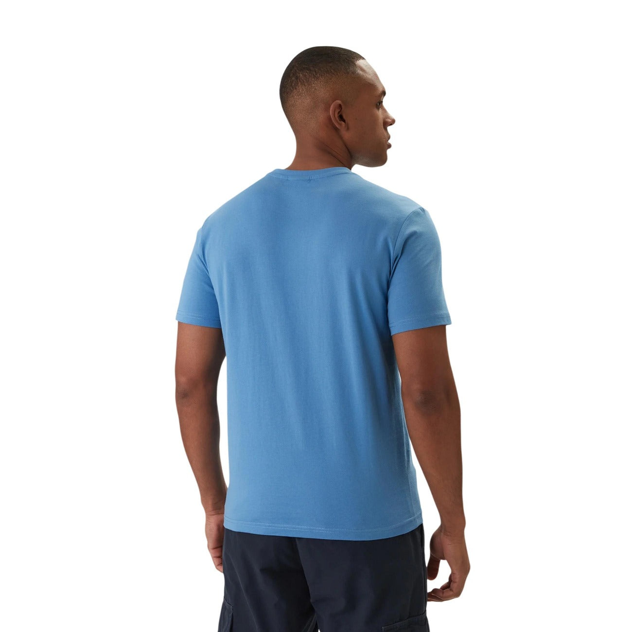 Napapijri Salis SS T-shirt; 100% cotone, girocollo, ricamo logo sul petto. Il capo essenziale Napapijri per un guardaroba casual di qualità. Colore azzurro vista posteriore