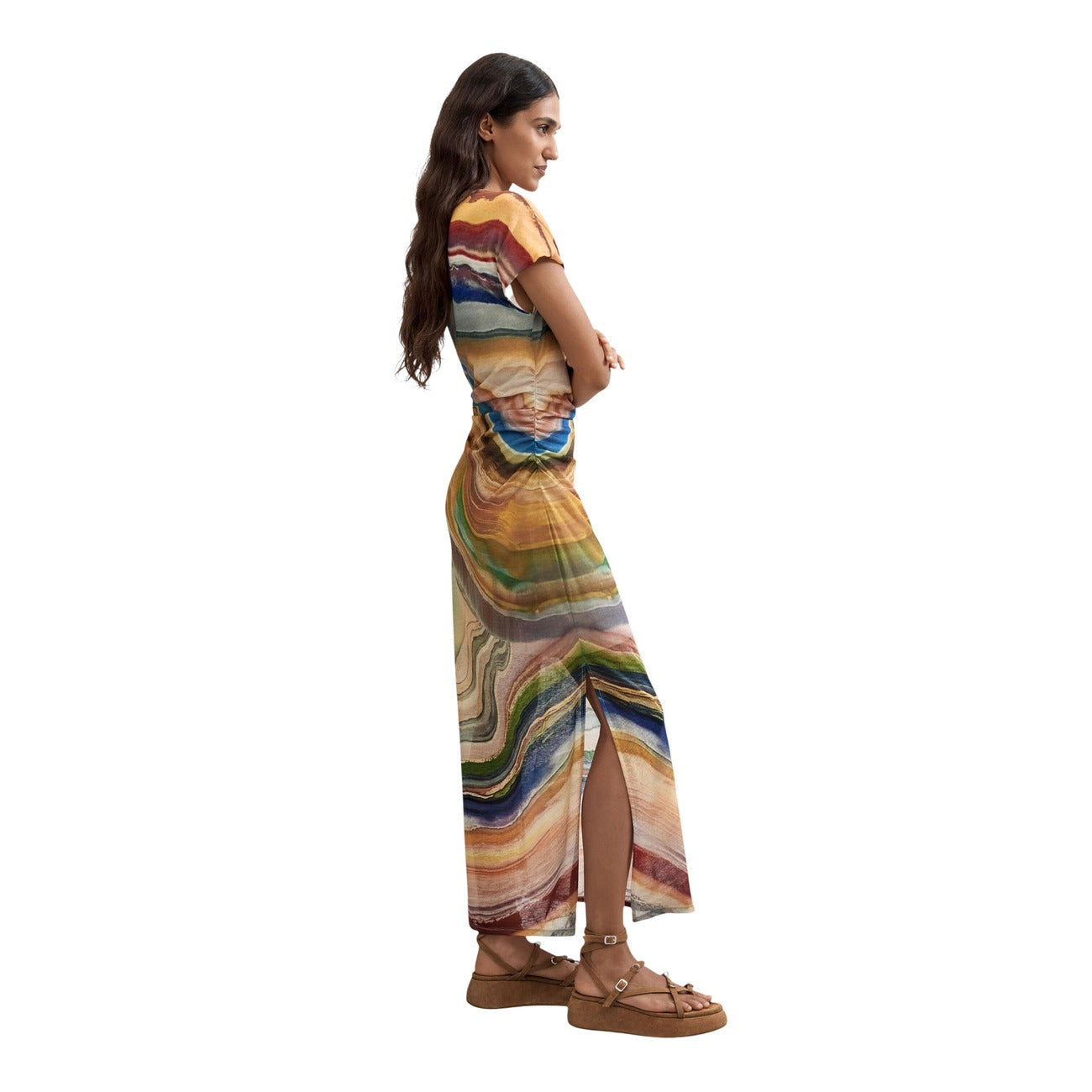Abito Desigual donna midi multicolore modello VEST_ZAGREB a linee ondulate. Vestito estivo in maglia leggera a maniche corte stampato stile colorato, allegro, casual e urban chic. Laterale 