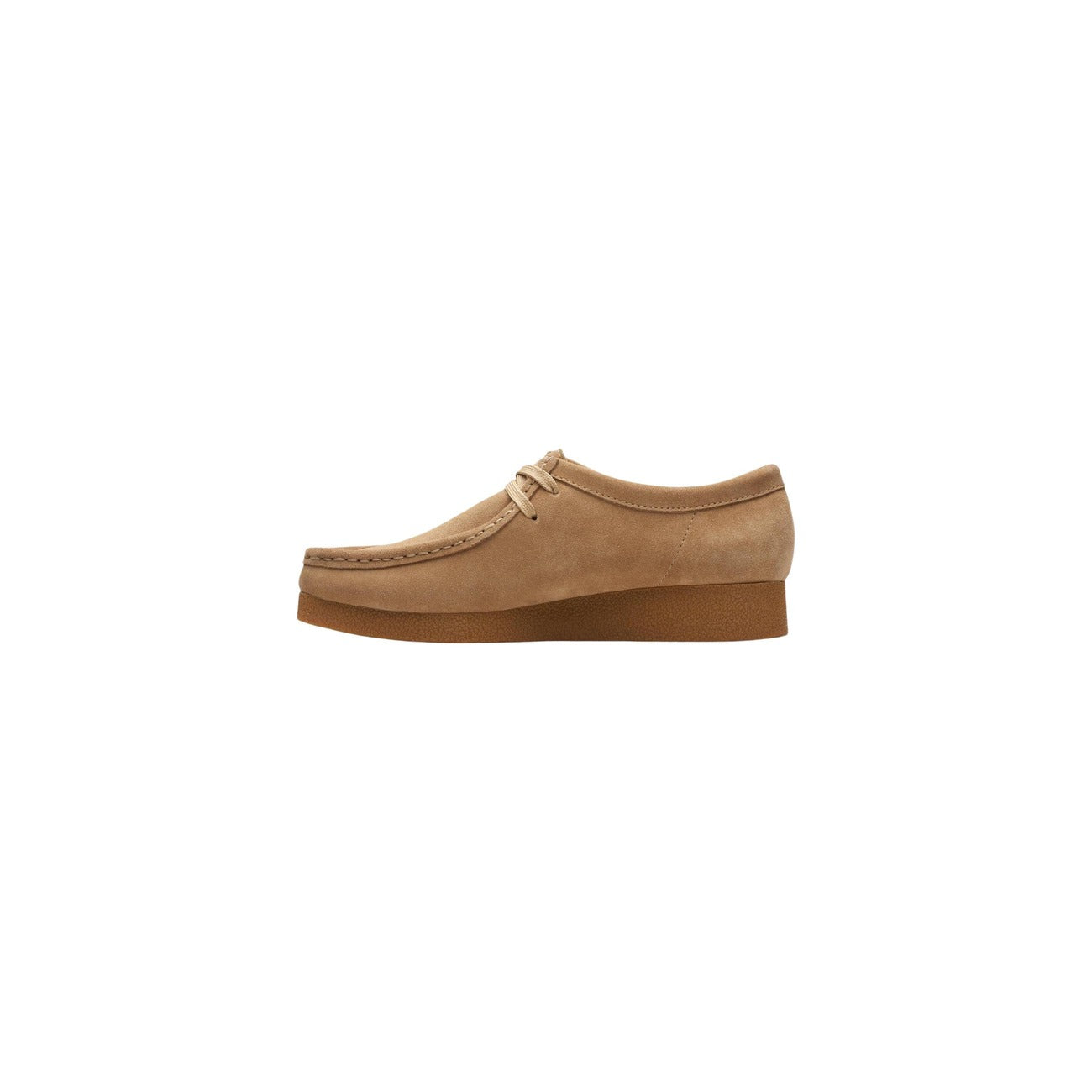 Clarks WallabeeEVO da uomo in 100% suede, scarpa bassa beige con suola para in gomma e iconica cucitura perimetrale, stile casual-raffinato.
