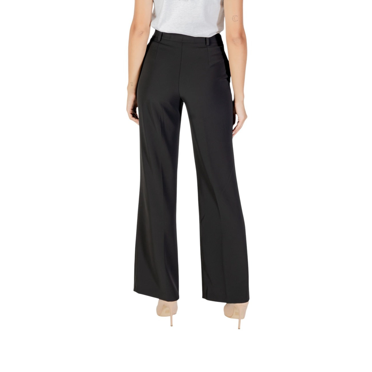 Rinascimento Pantaloni Donna Nero Zip e Bottone Tasche Anteriori 95% Poliestere 5% Elastan Autunno/Inverno CFC0124990003