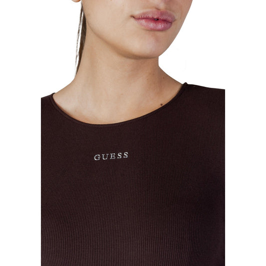 T-shirt Guess Active donna marrone sportiva - dettaglio frontale primo piano logo
