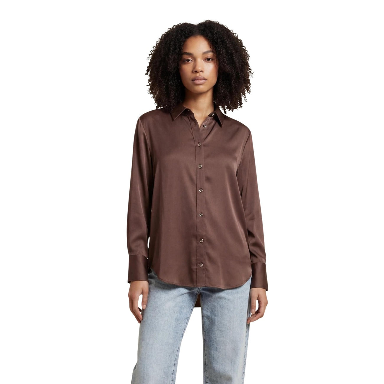 Camicia marrone Only Onlzora Mika, misto viscosa e poliestere riciclato, maniche lunghe e chiusura a bottoni; tessuto morbido e traspirante dalla vestibilità confortevole. Vista frontale 