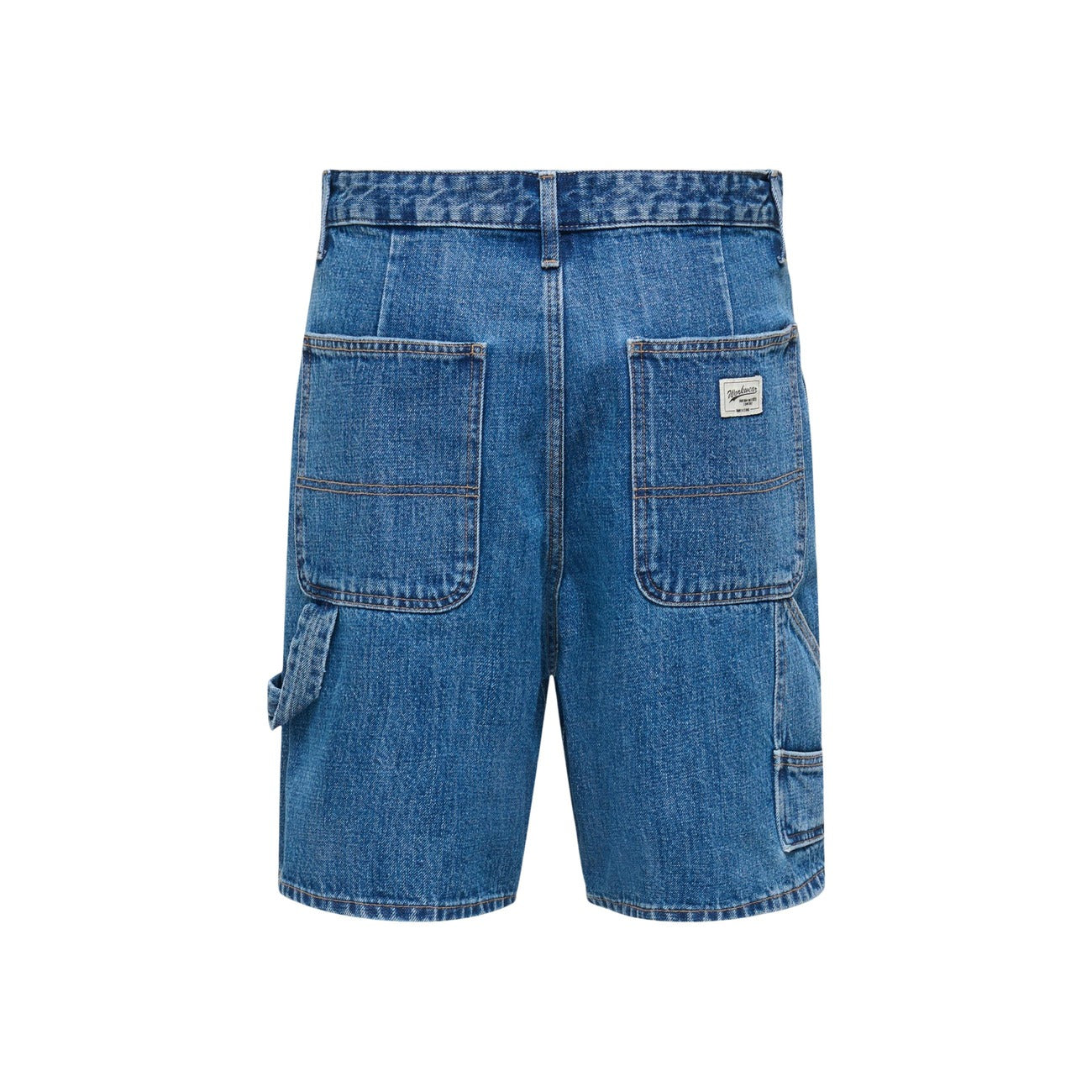 Bermuda Jeans Only & Sons Carpenter; Blu Stonewash. 100% Cotone, Loose Fit, dettagli utility e tasche cargo. Orlo a taglio vivo destroyed, stile workwear contemporaneo per la stagione estiva. Vista posteriore stesa 