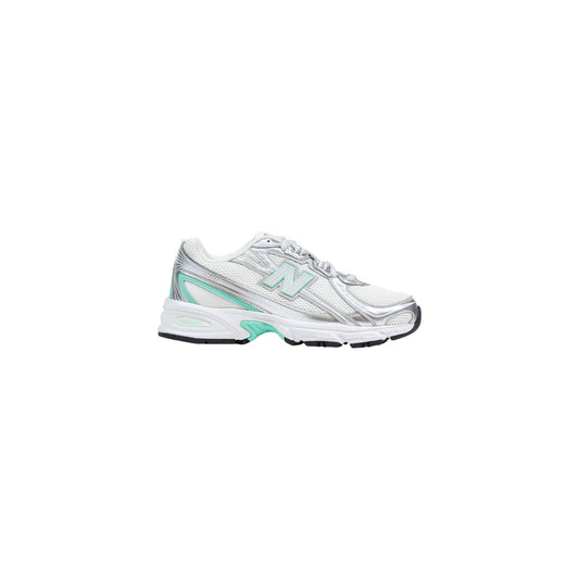 Sneakers donna New Balance G7402H8; tomaia in mesh, tecnologia ABZORB, design sportivo. Perfette per comfort e stile quotidiano. Colori bianco, argento e verde acqua. Vista laterale 