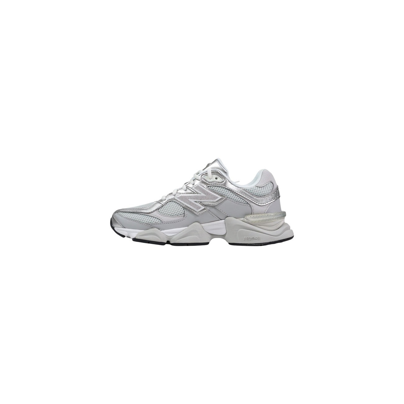 New Balance 9060 U906051K; Tomaia Mesh/Sintetico. Ammortizzazione ABZORB e SBS, dispositivo CR traslucido, 398g. Sneaker uomo futuristica, leggera e ultra-ammortizzata per la PE26.