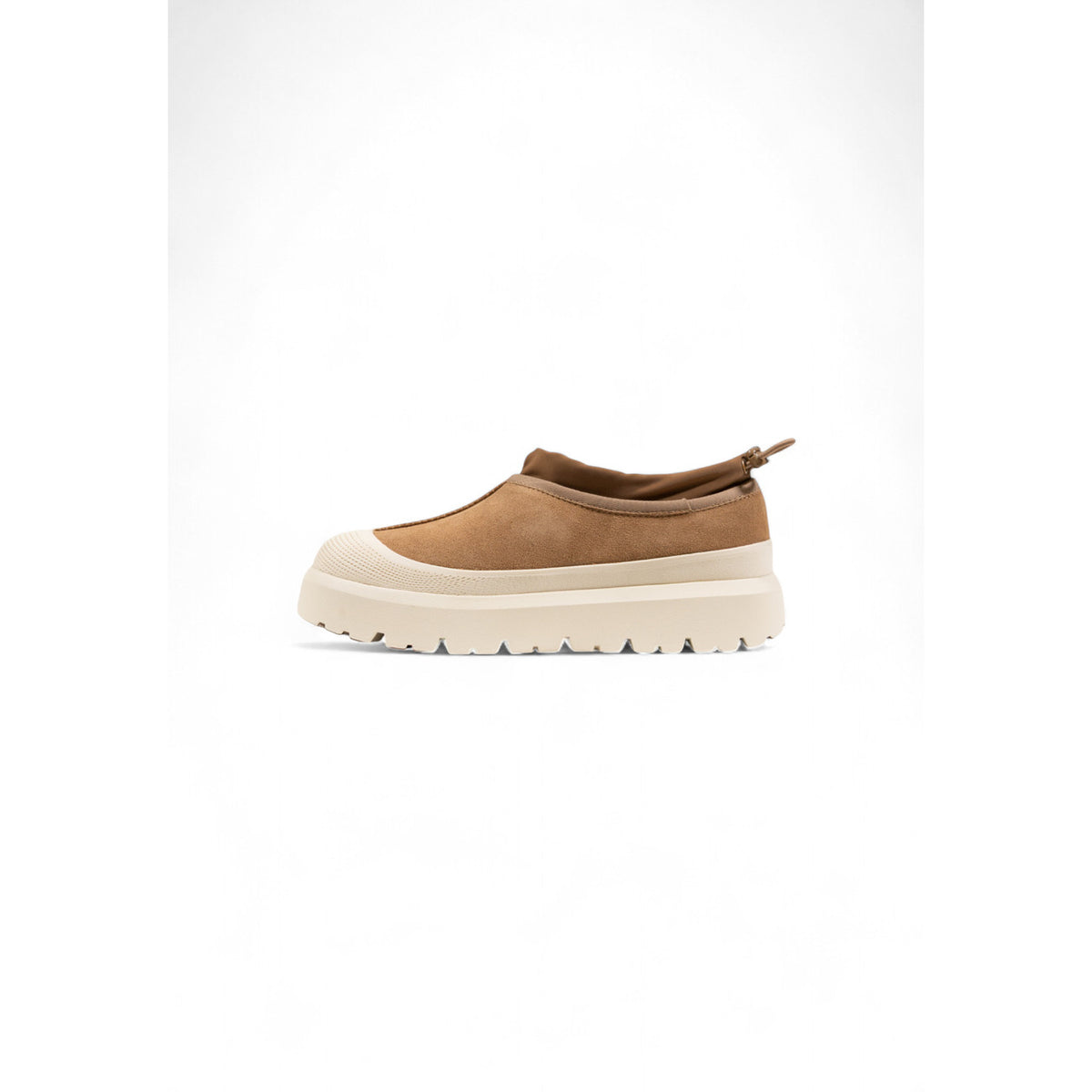 Ciabatte UGG beige impermeabili unisex – Sabot in camoscio con galoscia e fodera calda 1144096.