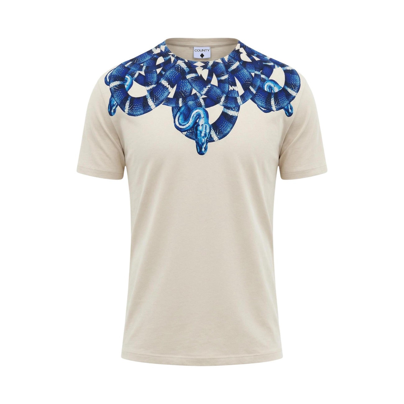 T-shirt County of Milan Snakes; 100% Cotone. Grafica serpenti intrecciati su spalle/collo, vestibilità regular. Maglia uomo streetwear, iconica e traspirante per la PE26. Vista frontale Stesa