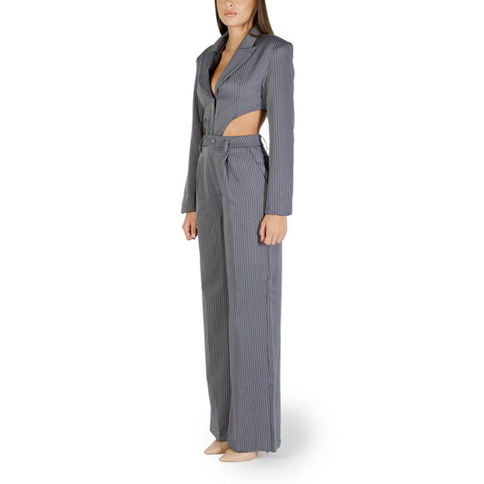 Tuta intera Colcci; Misto Viscosa Stretch. Dettagli cut-out, bottoni frontali, gamba larga. Jumpsuit donna elegante per cerimonie ed eventi serali. Vista laterale 