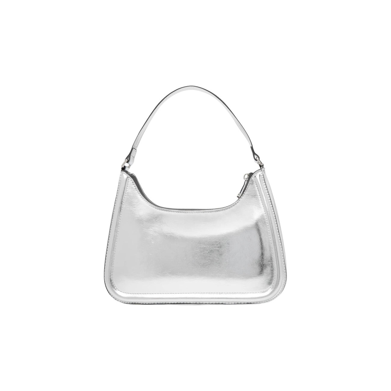 Borsa a spalla Calvin Klein Bold CK; Colore Argento Metallico. 100% Poliuretano, chiusura a zip, interno foderato con porta carte. Design capiente e futuristico. Vista posteriore 