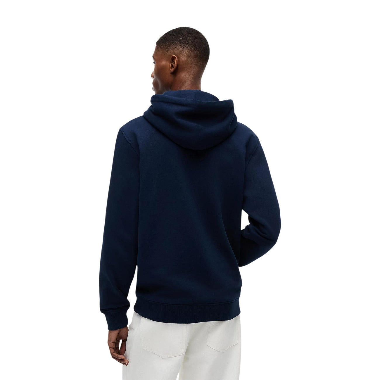 Felpa Blu Tommy Jeans con Cappuccio; 100% Cotone Rigenerato. Tessuto pesante felpato, logo ricamato, vestibilità regular. Calda, sostenibile e ideale per il tempo libero. Posteriore