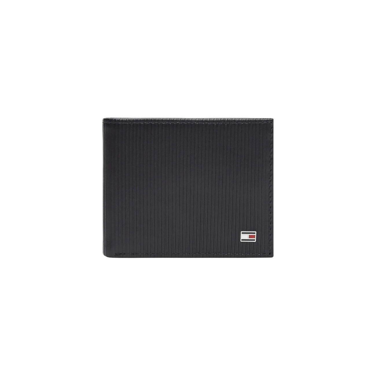 Portafoglio uomo Tommy Hilfiger; 100% Vera Pelle Blu. Modello mini porta carte, texture rigata, logo Flag. Design sottile (1 cm), stile casual-chic 4 stagioni. Vista frontale 