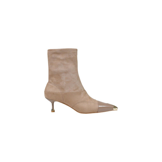 Stivaletti Liu Jo Deva 19 beige donna SF6009TX562. Stivaletti da donna beige a punta con tacco sottile stiletto 5 cm, dettaglio metallico lucido sulla punta e tacco, calzatura elegante da donna per mezza stagione e outfit formali.