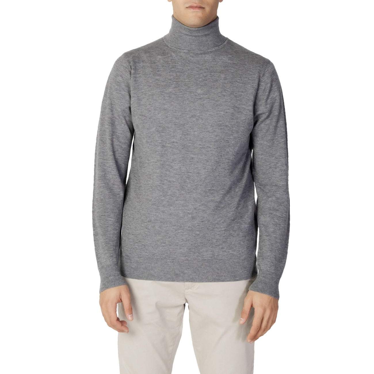 Diktat Maglia Uomo Fucsia Monocromo con Maniche Lunghe Scollo Alto in Viscosa 40% Poliestere 30% Acrilico 25% Cashmere 5% DK37012