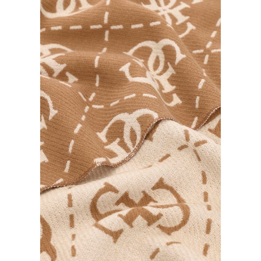 Sciarpa Guess donna logo all over AW5217 VIS03. Stola invernale bicolore in maglia morbida con loghi Guess, estremità con frange e misure 94x100 cm, collezione autunno inverno.