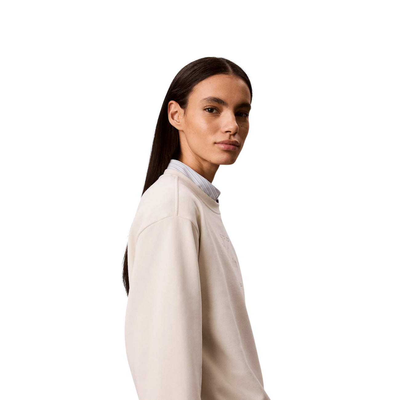 Felpa Donna Bianco Calvin Klein Jeans; Senza Cappuccio. 100% cotone tinta unita, taglio regular fit e scollo a girocollo. Logo CK ricamato tono su tono sul petto, stile casual leggero per la mezza stagione. Vista laterale 