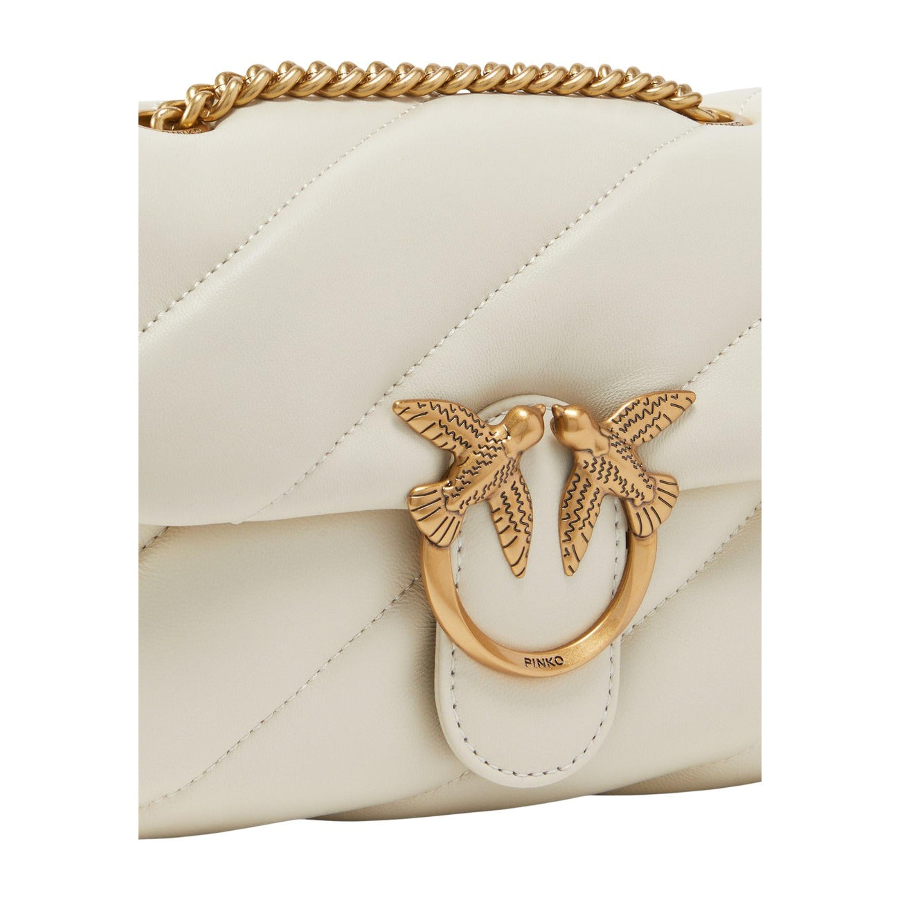 Borsa Pinko Love Puff Mini; 100% Pelle di Pecora. Design trapuntato, chiusura metallica Love Birds dorata, tracolla a catena. Dimensioni mini, interno organizzato. Stile elegante e senza tempo. Panna vista frontale Dettaglio logo 