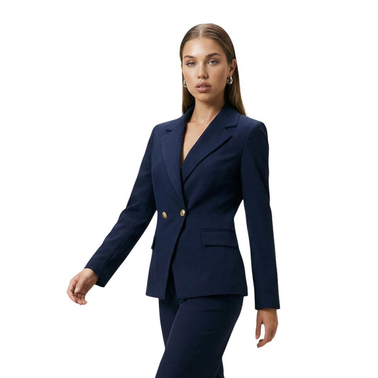 Blazer Doppiopetto I AM; 88% Poliestere, 12% Elastan. Blu Navy, bottoni oro, Slim Fit, revers a lancia. Giacca donna elegante, stretch e antipiega, Made in Italy. Vista frontale 