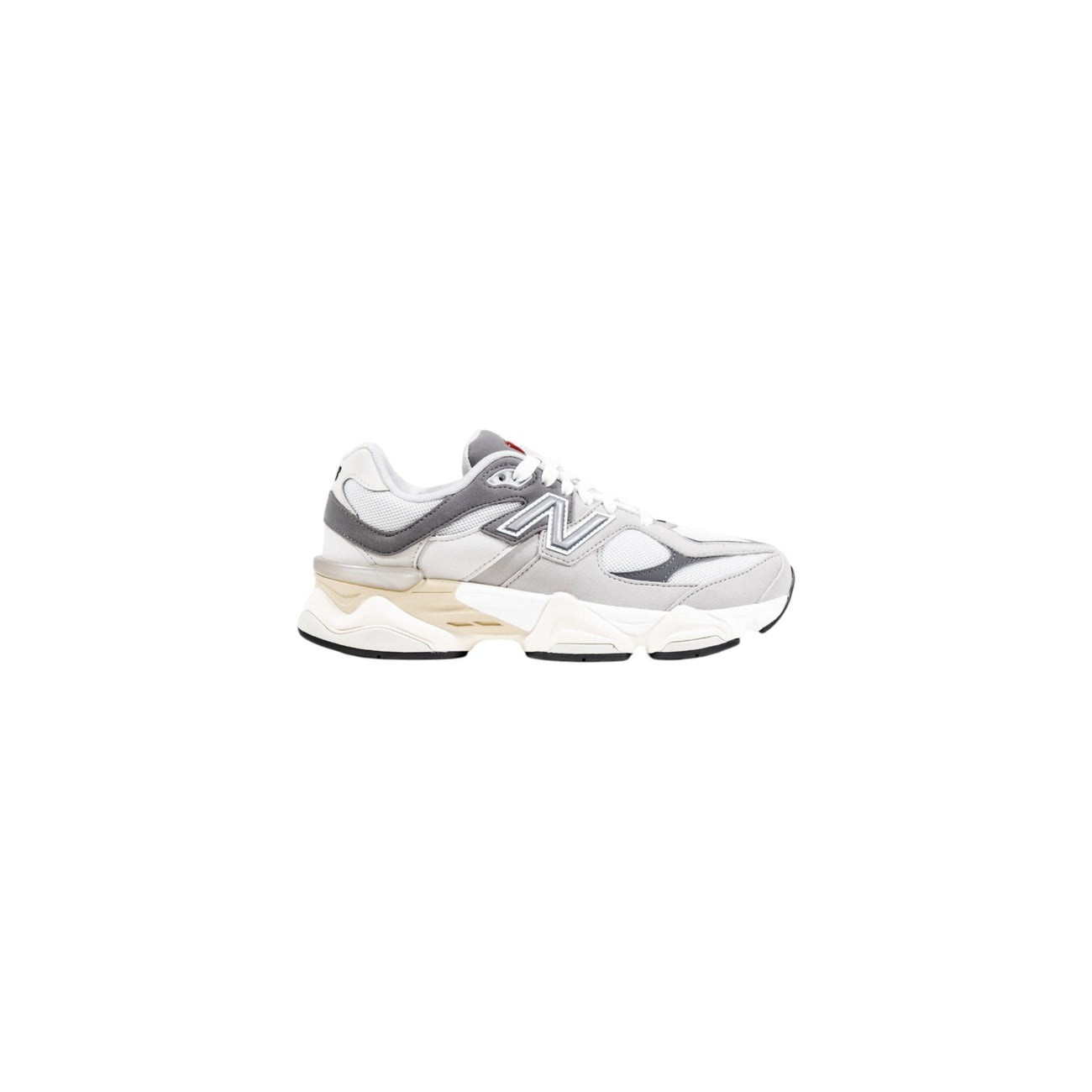 sneaker New Balance 9060 nel colore Rain Cloud Grey Vista laterale 