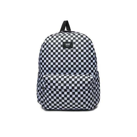 Zaino Vans Old Skool Checkerboard; 22L. Scomparto laptop 15", tasca portabottiglie laterale e spallacci imbottiti. Design iconico a scacchi, resistente e sostenibile. Il classico intramontabile dello street style. Frontale 