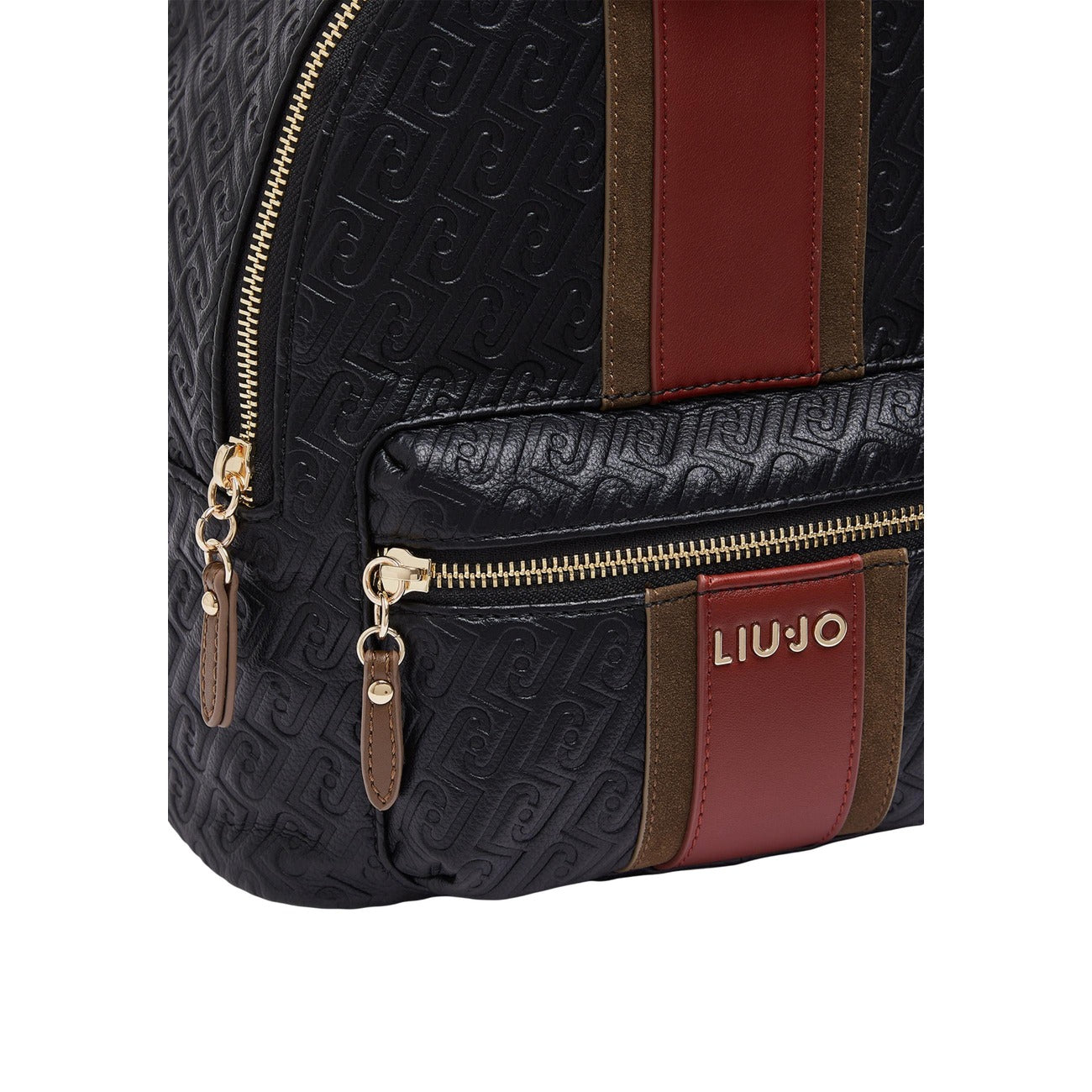Zaino Liu Jo nero logo rilievo AF6111 E1141. Zainetto da donna nero in ecopelle con catena dorata sulla tasca frontale, spallacci regolabili e chiusura zip, zaino elegante da città e viaggi 4 stagioni.